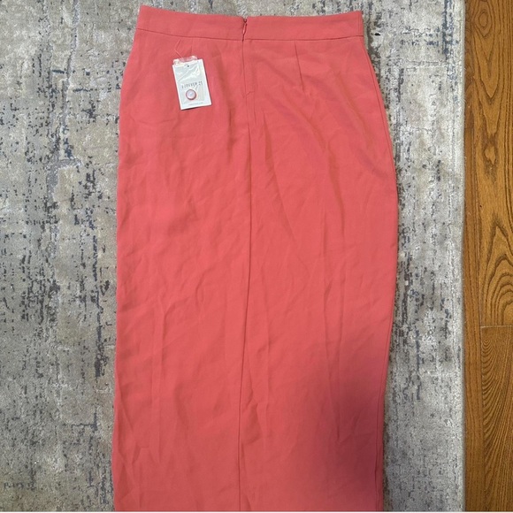 Elegant Coral Button-Detail Skirt - Picture 8 of 8